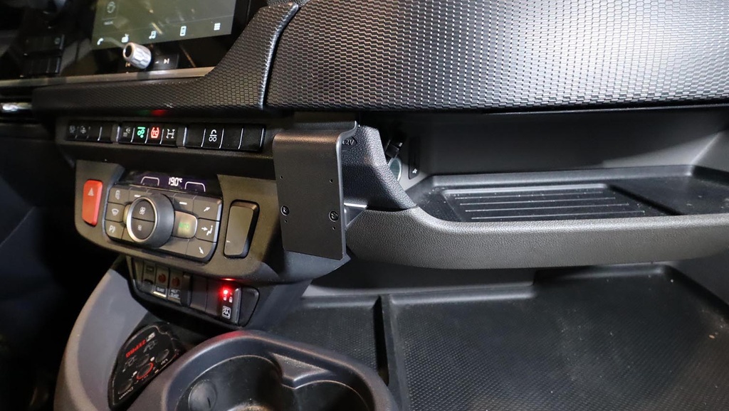 ProClip autokoht kiinnike keskelle DAF XG XF XD 2022-2026