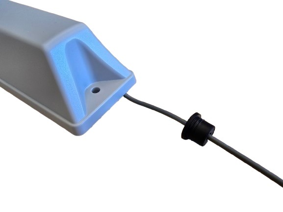 Läpivientikumi LP70x ja LP80x antennijohdolle