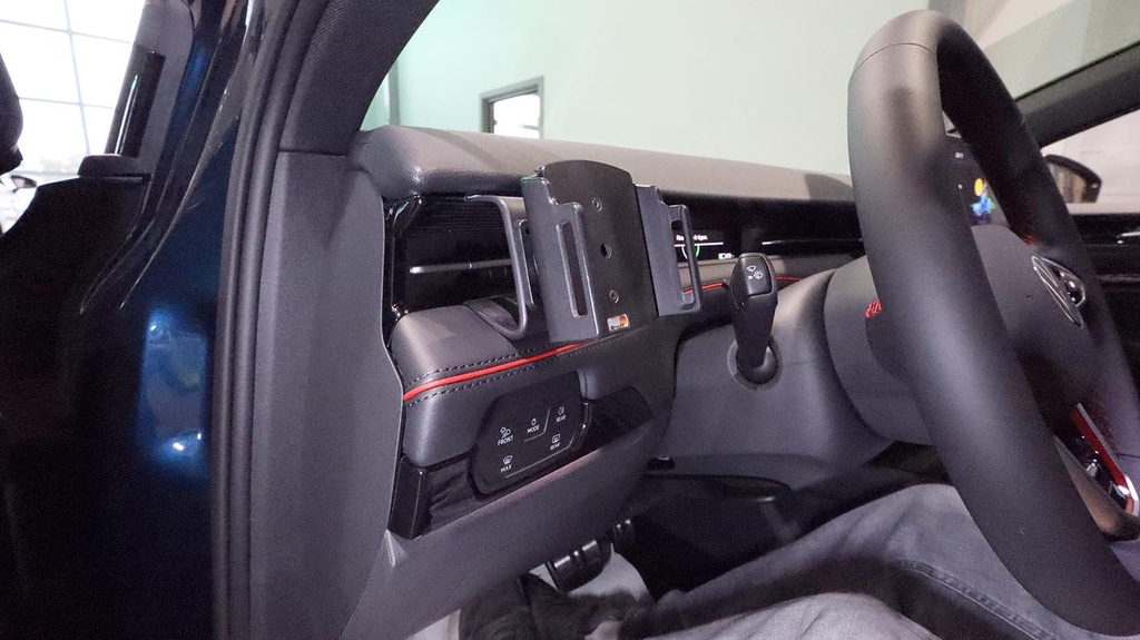 ProClip autokoht kiinnike vasen venttiili Volkswagen ID.7 2024-2026