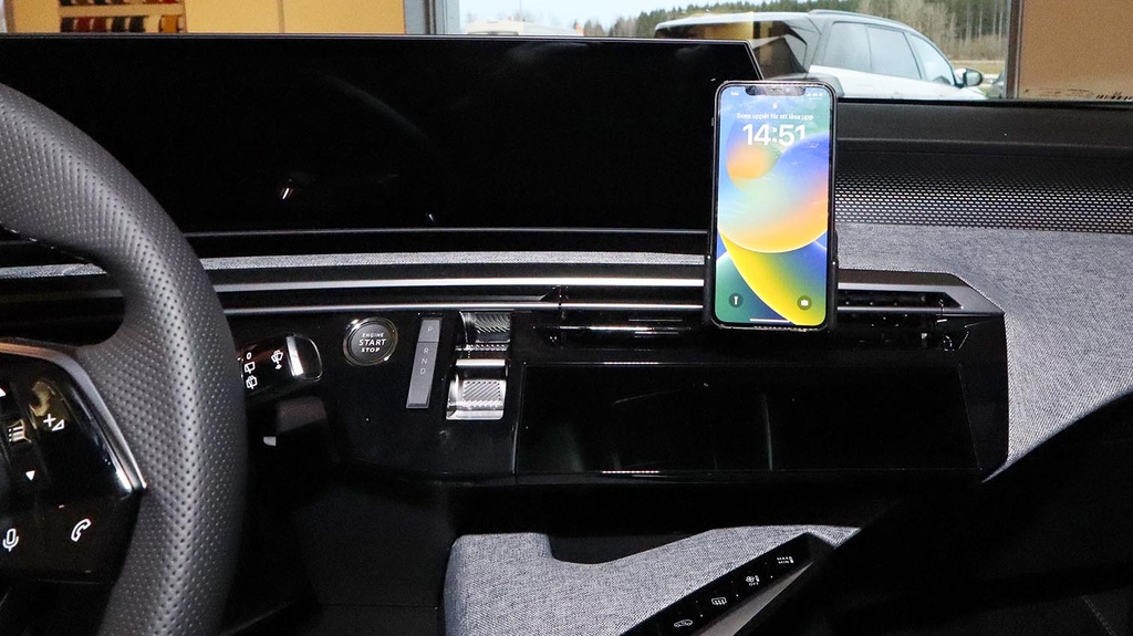 ProClip autokoht kesk Peugeot 5008 3008 2025-2026