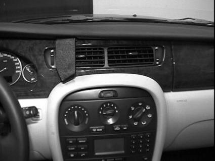 Brodit 852932 ProClip center mount Jaguar X-Type 01-10