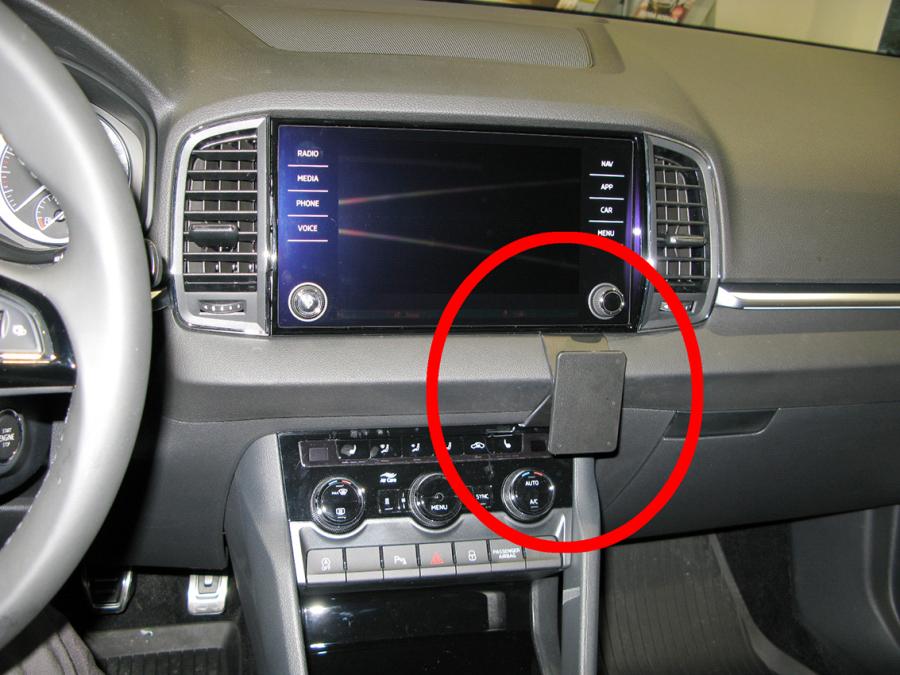 Brodit 855391 ProClip mittfäste Skoda Karoq 18-26