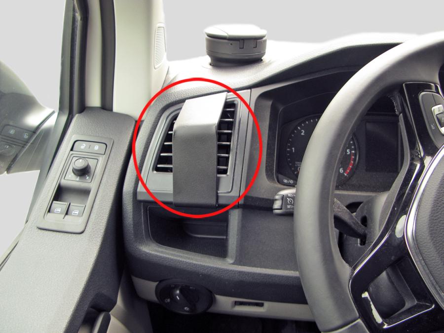 Fordonsanpassat fäste för Volkswagen Caravelle / T6 Transporter/Pickup 2016–2020, vänster sida, Comfort-instrumentpanel utan lock på mittfacket – Brodit ProClip