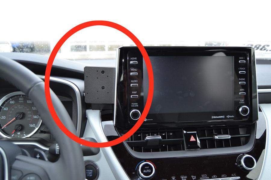 ProClip autokoht kiinn keski Toyota Corolla 19-25 Suzuki Swace 21-24 vain JBL radiolla varust