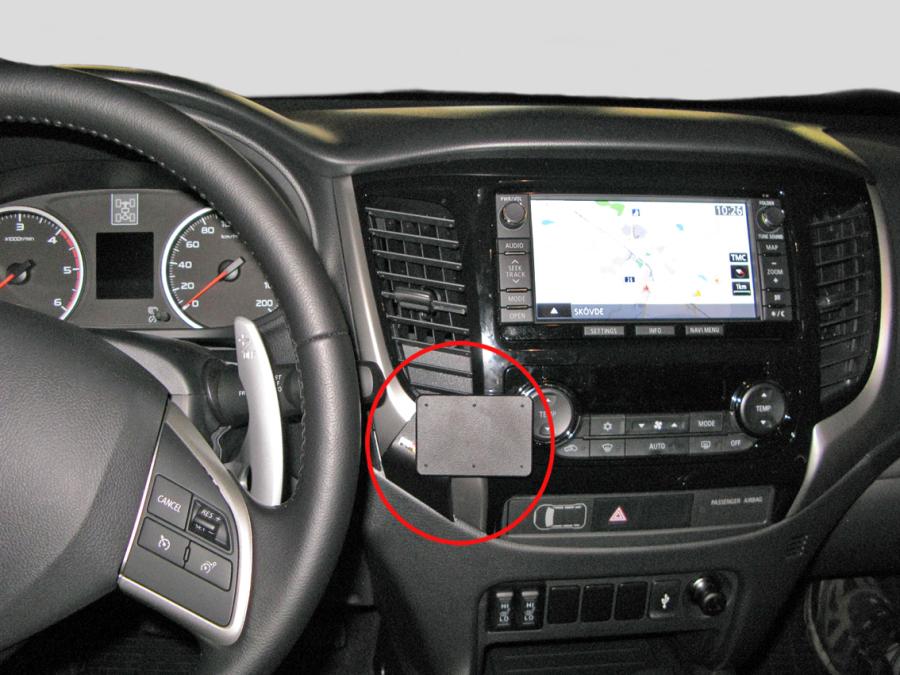 Brodit 855148 ProClip center mount Mitsubishi L200 16