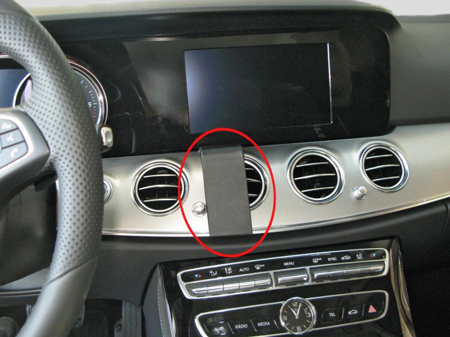 Brodit 855207 ProClip mittfäste Mercedes Benz E-Class Sedan 17