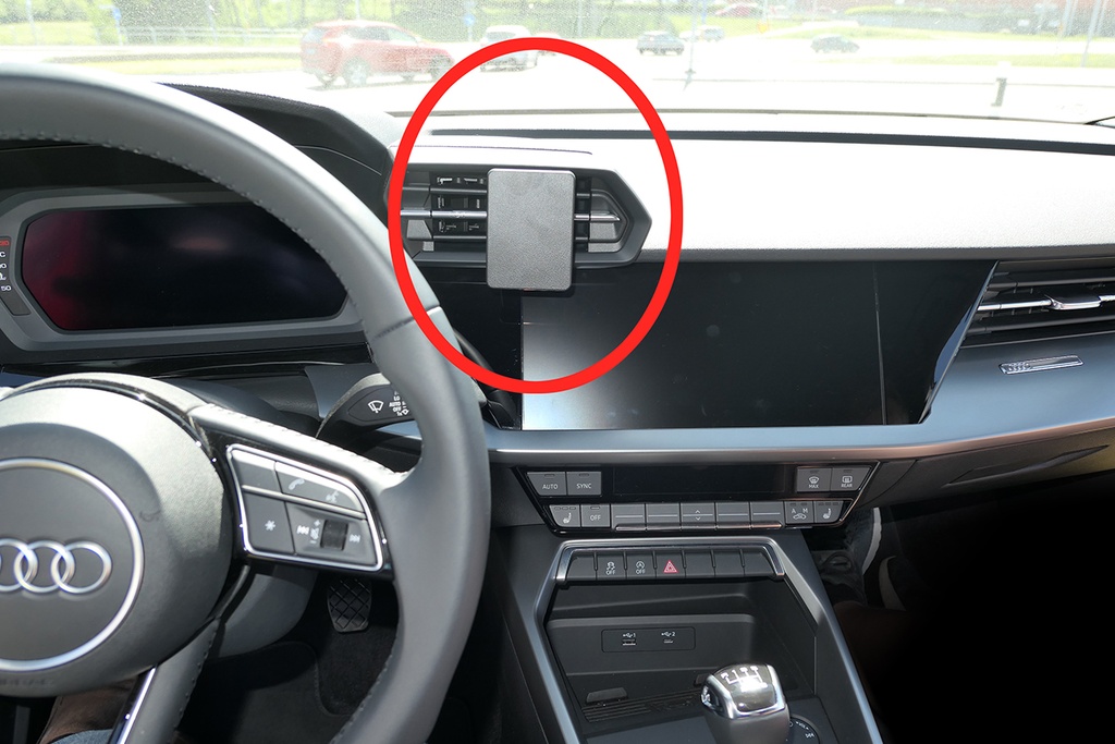 Brodit 855621 ProClip center mount Audi A3 21-
