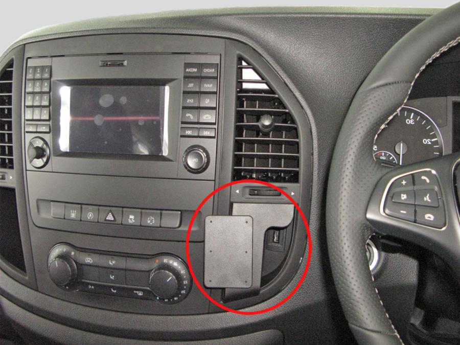 Brodit 655197 ProClip right drive Mercedes Benz Vito 15-21