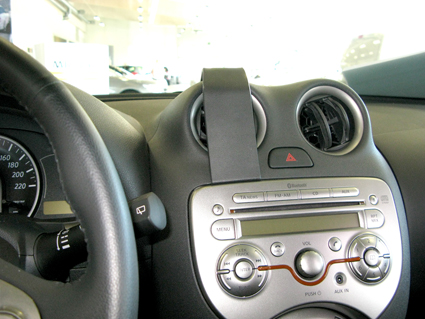Brodit 854629 ProClip center mount suuti Nissan Micra 2011-2014