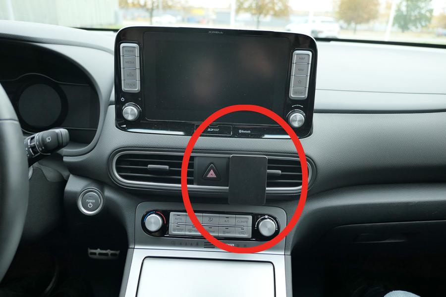 Brodit 855552 ProClip mittfäste luftventil Hyundai Kona Electric 19-22