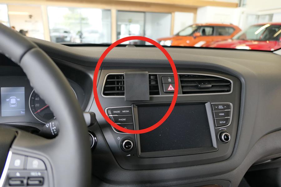 Brodit 855551 ProClip mittfäste luftventil Hyundai i20 19-20