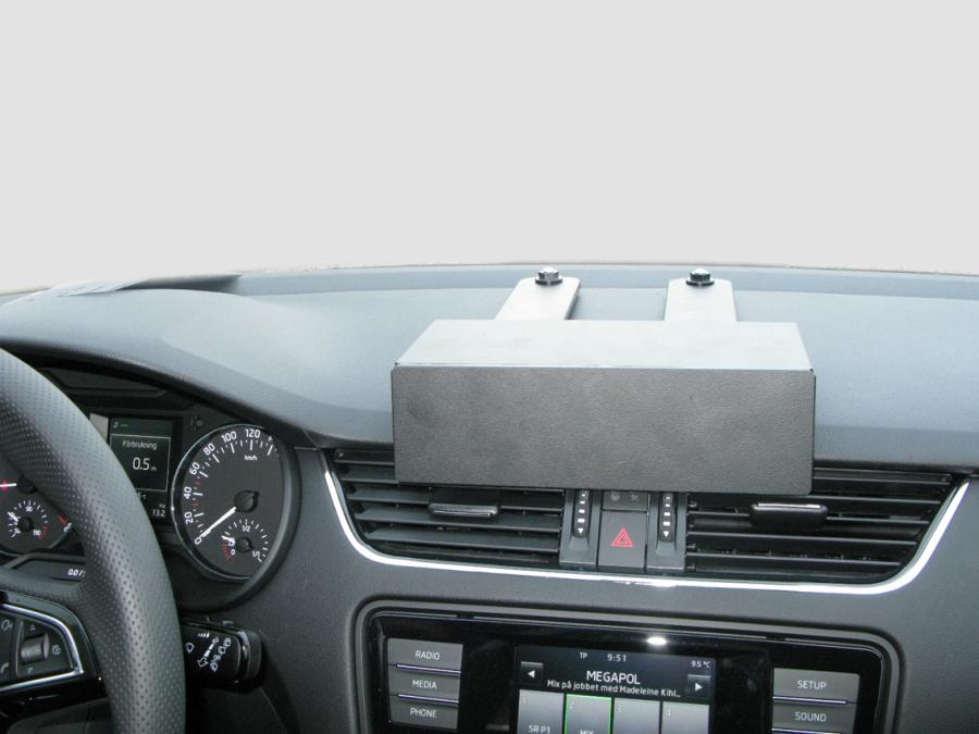 Brodit 213496 Mounting platform vehicle-specific extra-strength Skoda Octavia III 13-21