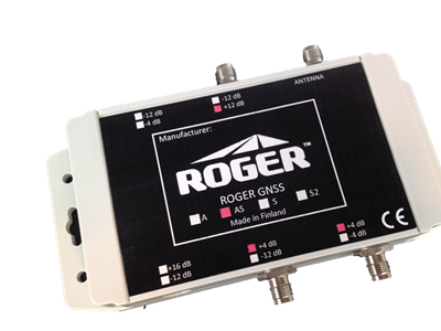 Roger GNSS förstärkare och fördelare 1-to-3 (+12 dB, +4 dB, +4 dB), IP67