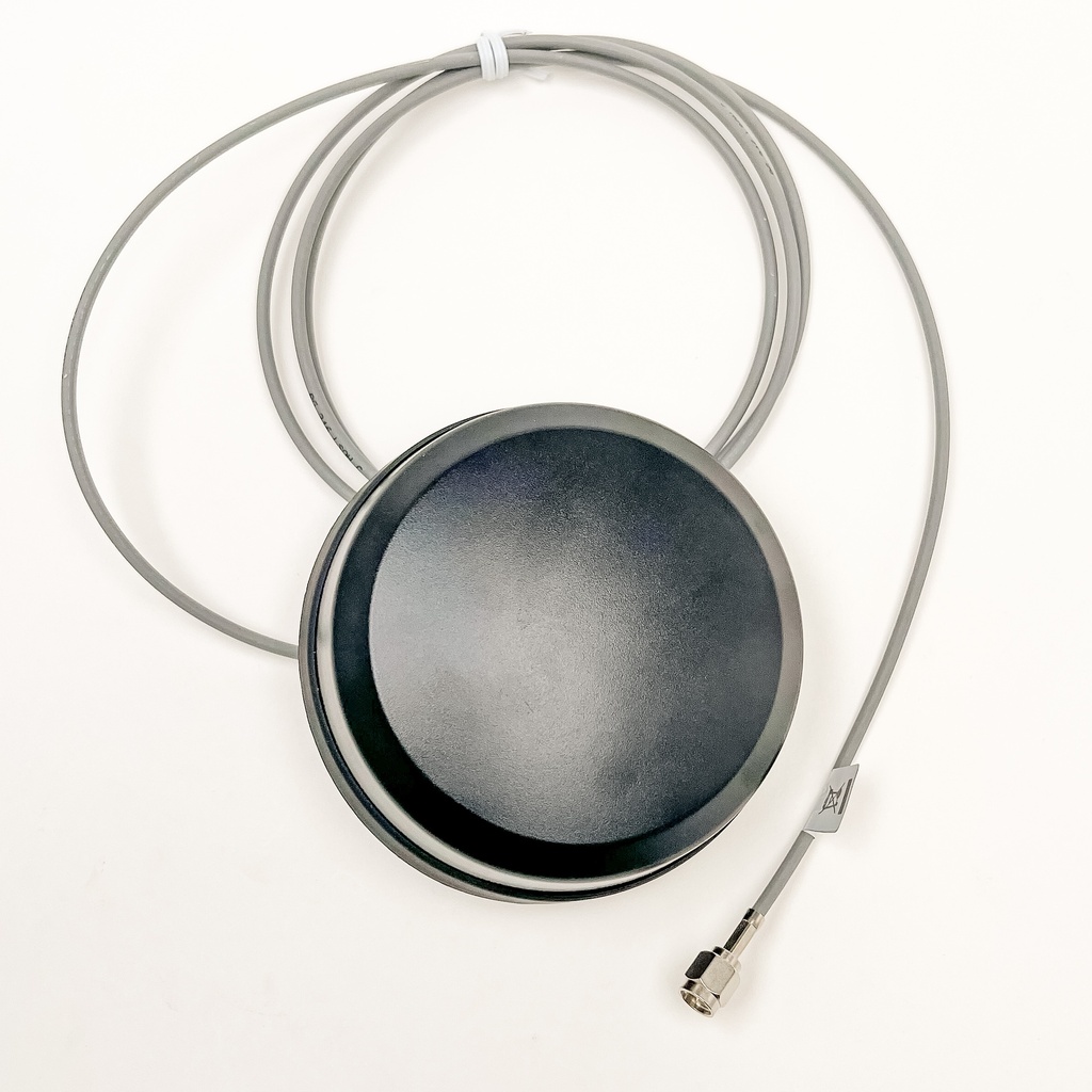 4G antenni M2M/IOT käyttöön 790-2690 MHz musta mutterikiinnitys 1,5m kaapeli SMA-uros liitin SmartDisc