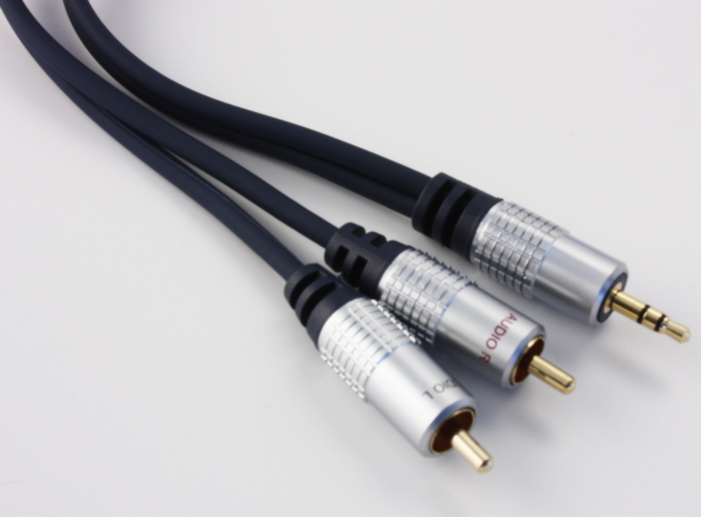 3.5-male/2×RCA-male 5 m gold-plated audio cable