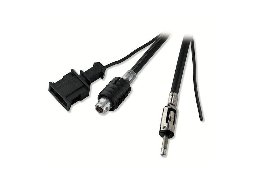 HC97-uros / DIN-uros Autoantenninjohto 5,6 m + virta