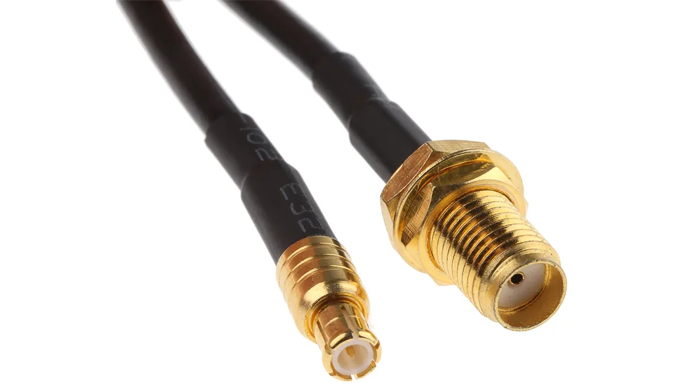 RF-välijohto MCX-uros / SMA-naaras 5 m RG174 pituus