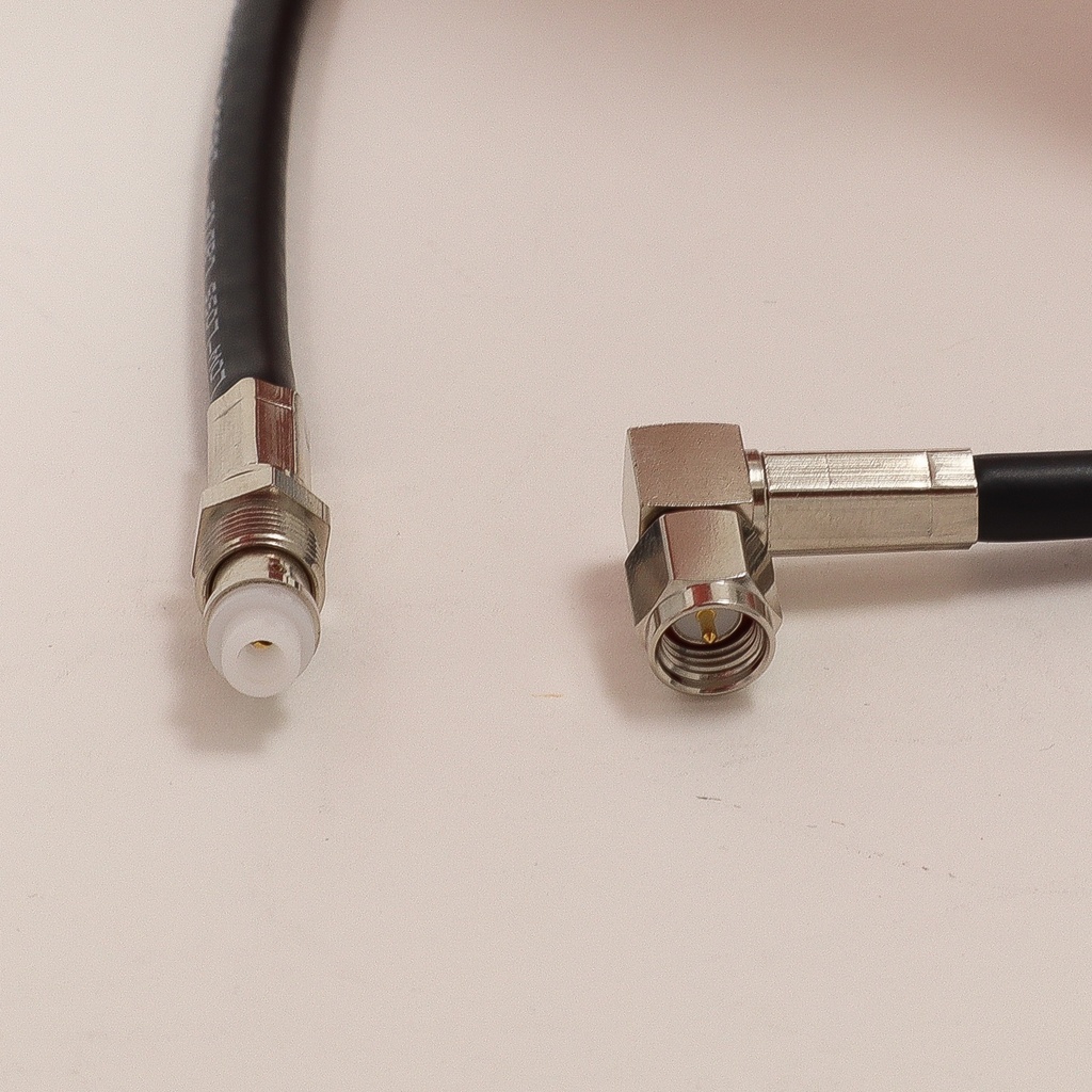 FME-hona/SMA-hane vinklad 6 m RF-kabel HF214