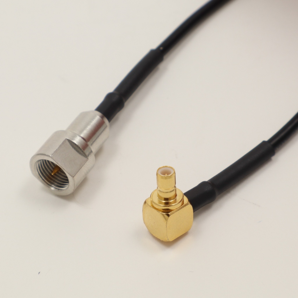 FME-male/SMB-male right-angle adapter cable