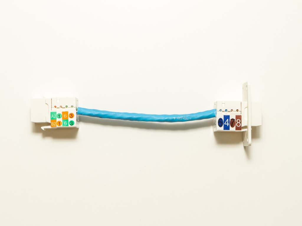 Keystone RJ45 Cat6 30 cm female/female white