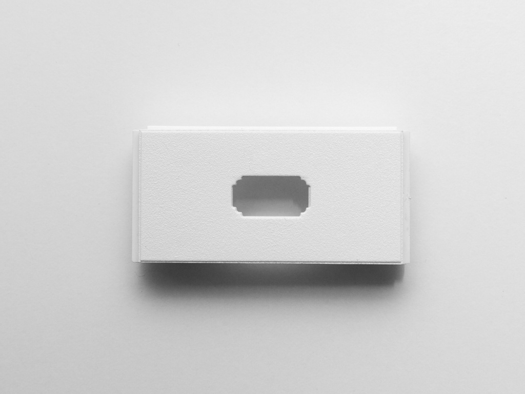 Frame USB(52) white for cable D1081