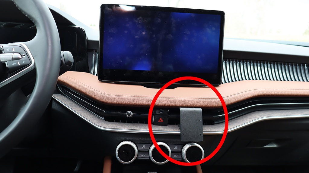 ProClip autokoht kiin kesk Skoda Superb 2024-