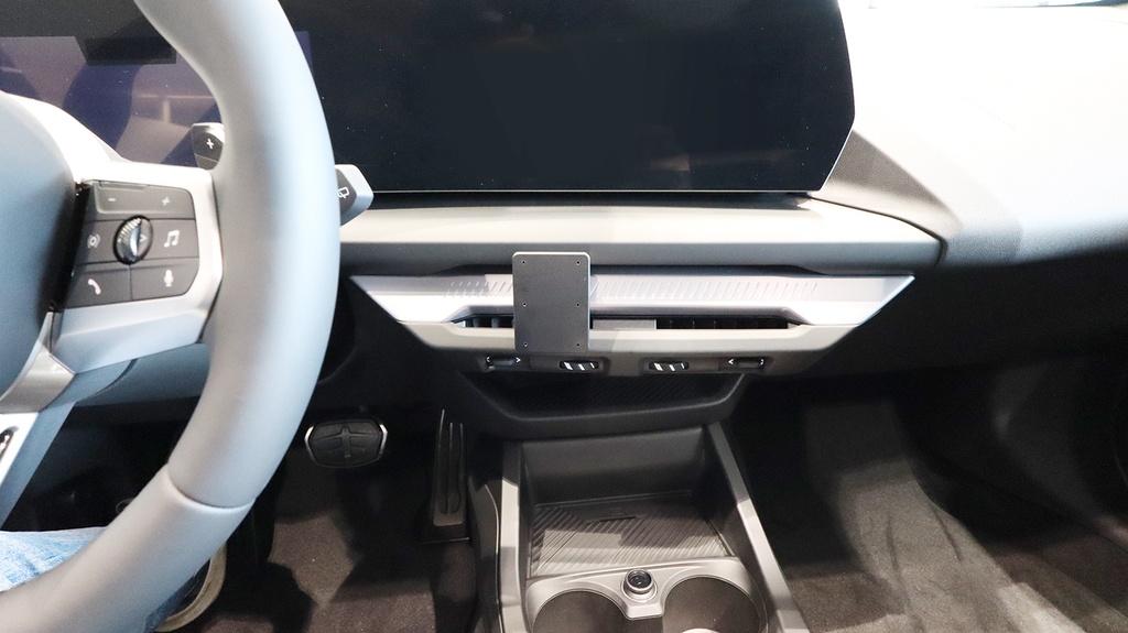 Brodit 856123 ProClip mittfäste BMW 1-series F70 2025-2025