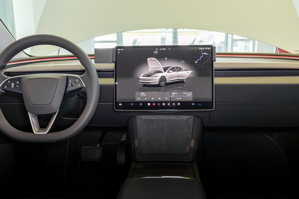 Brodit 856113 ProClip mittfäste Tesla Model 3 2024½-2025