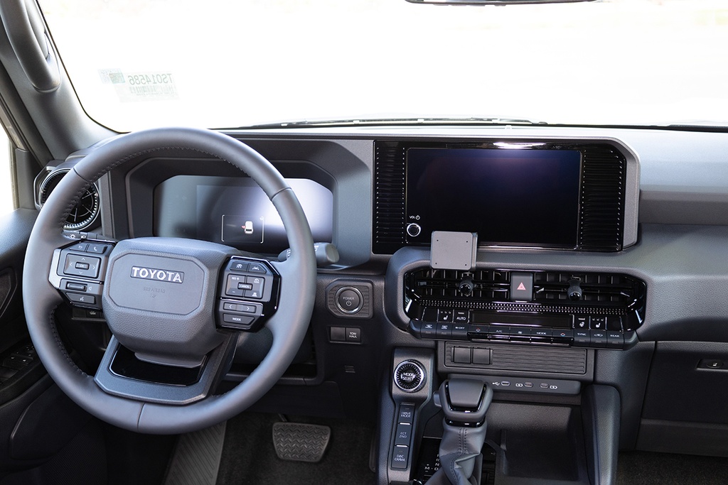 Brodit 856118 ProClip mittfäste displayens alle vänsterfäste sida Toyota LandCruiser 250 2024-2025