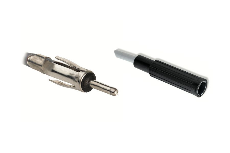 DIN-uros/DIN-naaras välijohto 95% suojaus harmaa autoradioantennijatkojohto