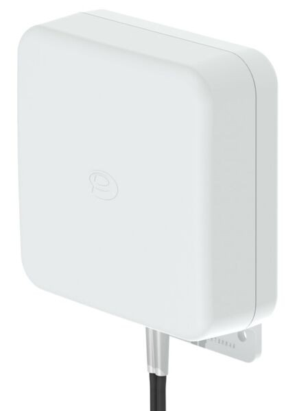 5G paneeliantenni ulko - ja sisäkäyttöön MiMo 6/9dBi 698-3800