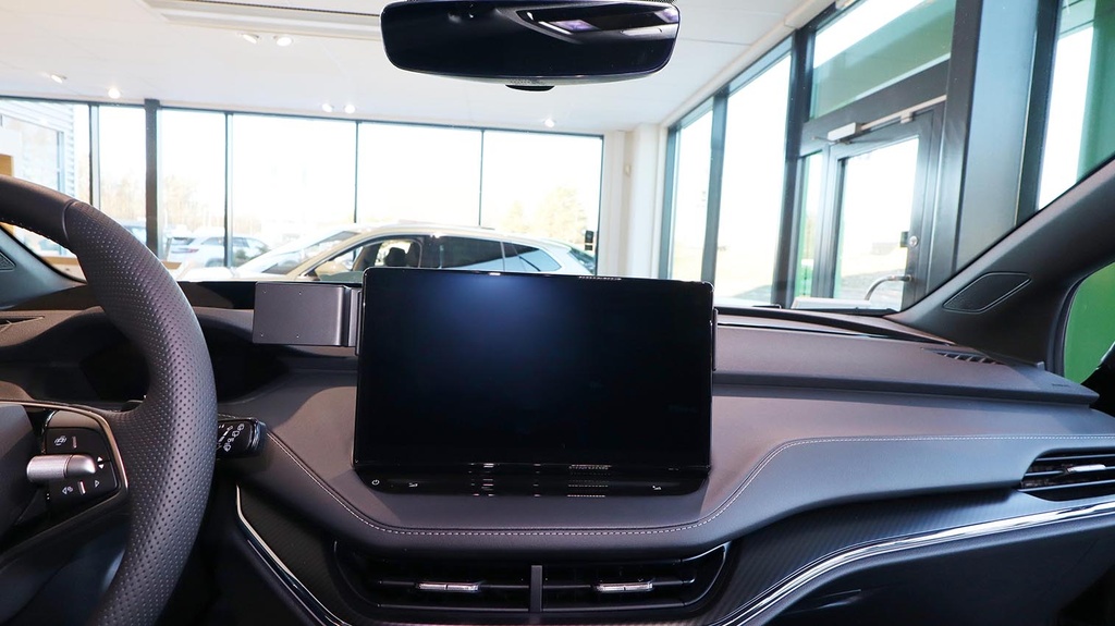 ProClip kiinnike näytön vasemmalle puolelle Skoda Octavia IV 2020-2026 Enyaq IV 2021-2026 Elroq 2025-2026