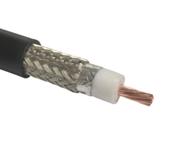 LMR400-UF Fca Ø10,29 mm 50 ohm LSZH musta K500 UltraFlex
