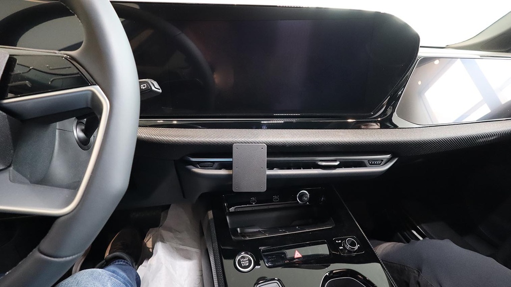 ProClip autokoht kiinnike keskelle Audi A5 2025-